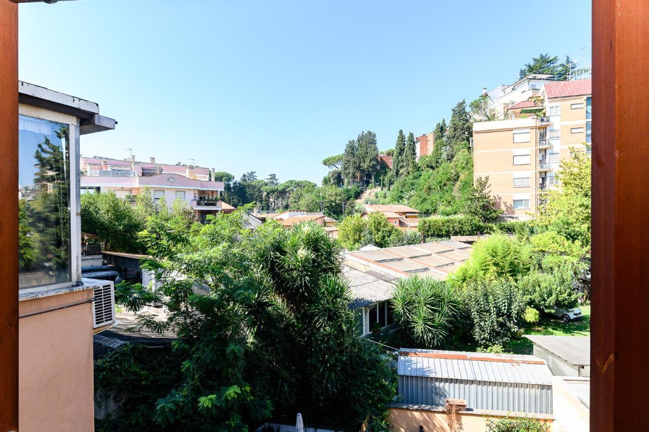 Apartment Cozy With Balcony By Ndp Rent